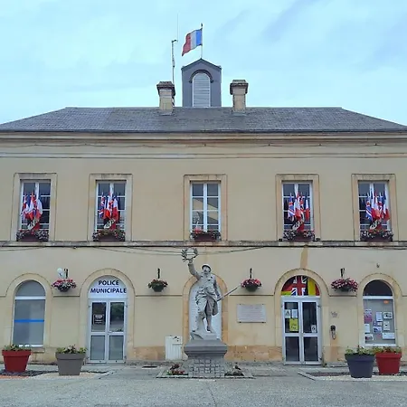 La Maison De Melou Bed & Breakfast Troarn