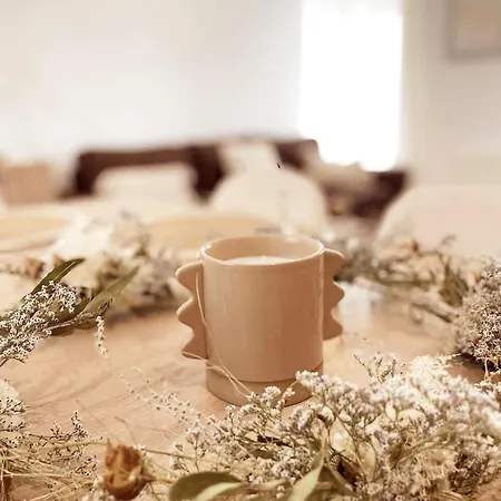 La Maison De Melou Bed & Breakfast Troarn